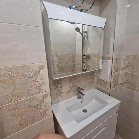 Просторен Апартамент Apartment *