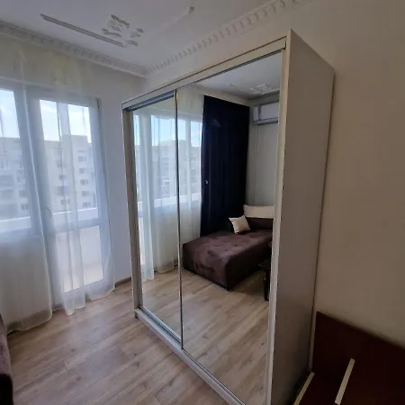 Просторен Апартамент Apartment Varna