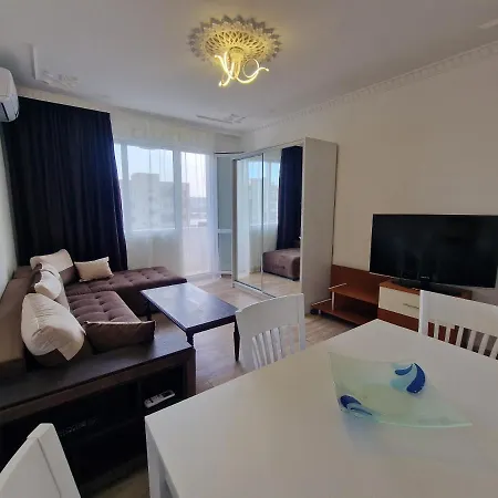 Apartment Просторен Апартамент *